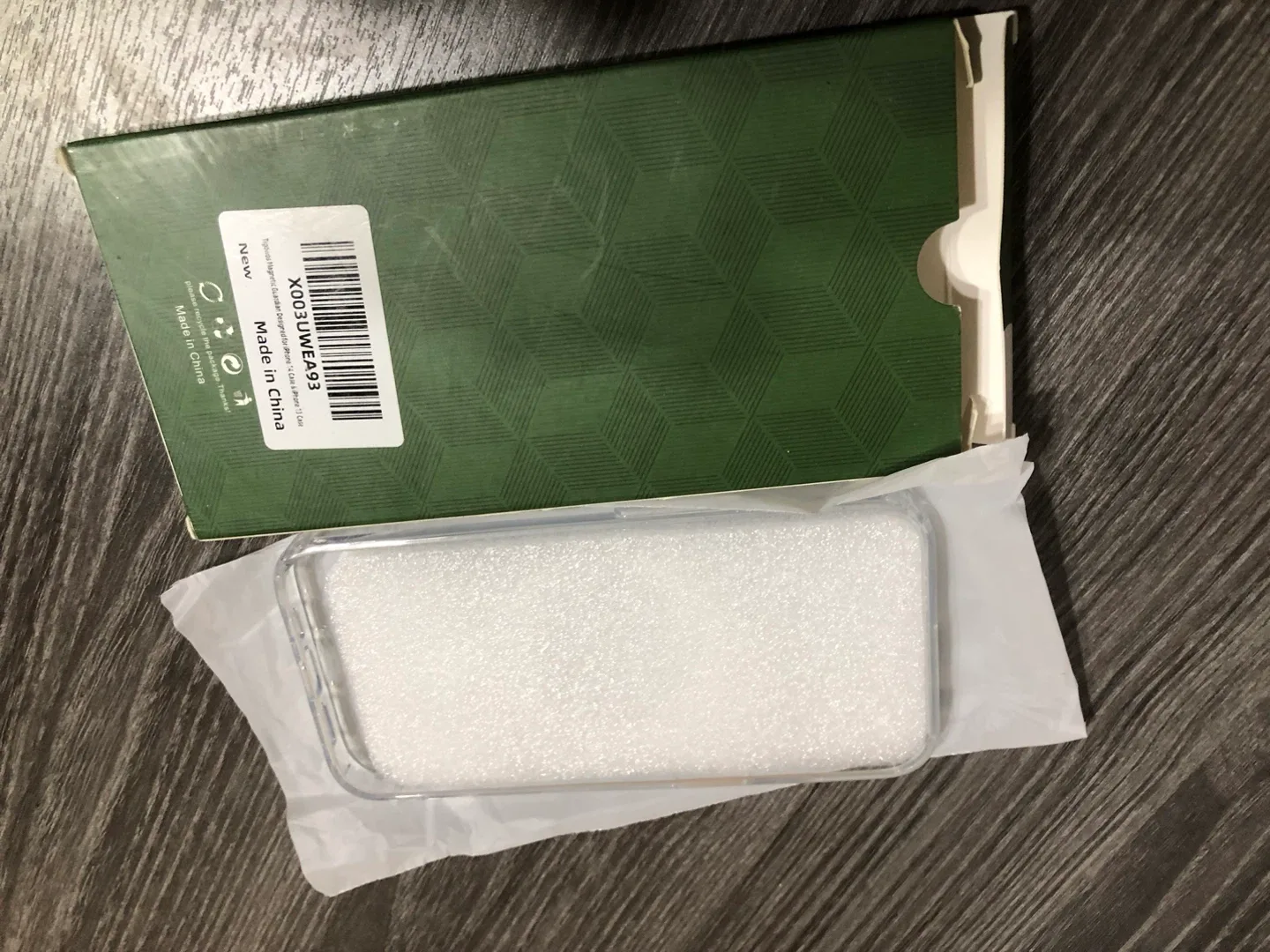 New Tigowos Magnetic Clear iPhone 14 Case image indicator(6)