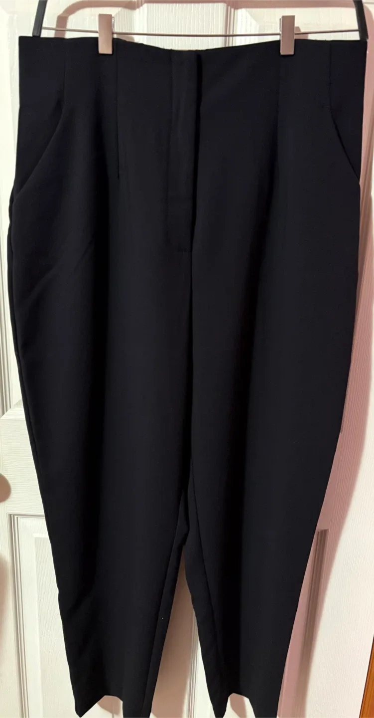 RICKI’s slim fit pants