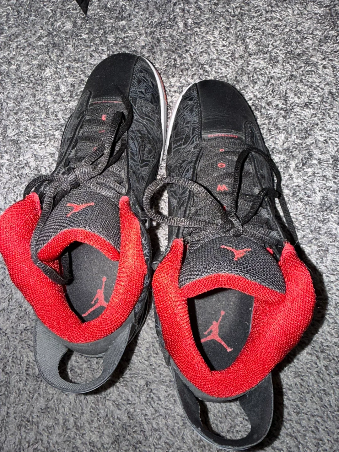 Jordan L'amour Black/Red Shoes - Size 10.5