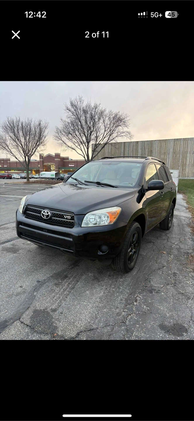 2008 Toyota RAV4 SUV - 151,000 miles - photo 4