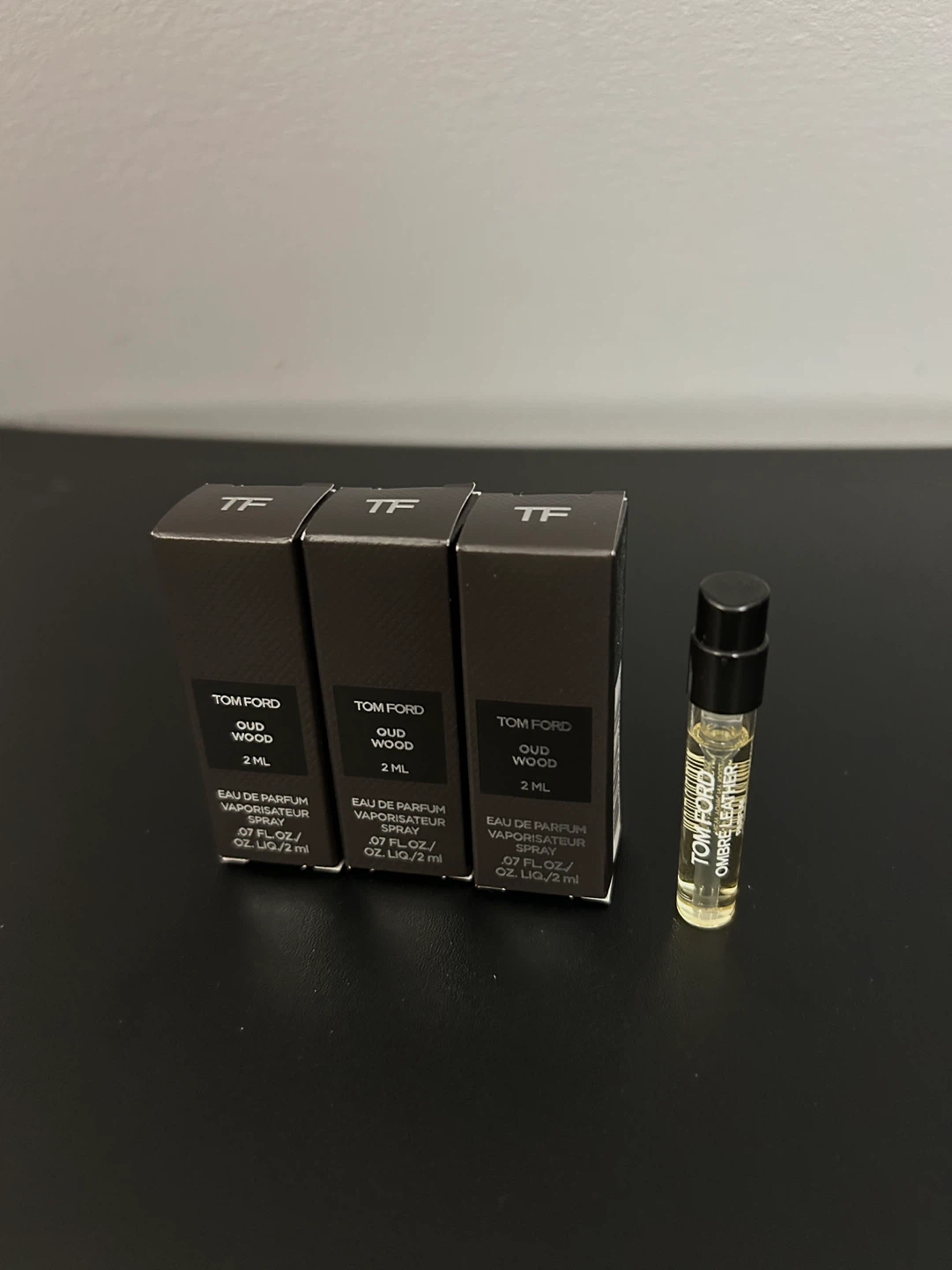 Tom Ford Oud Wood & Ombre Leather Eau de Parfum - photo 4