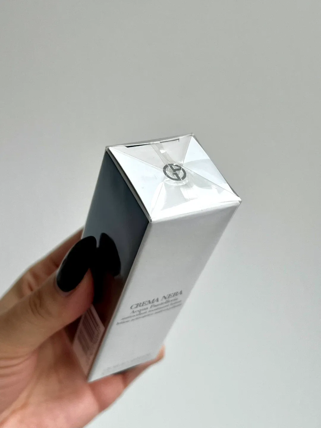 Armani Crema Nera Acqua Pantelleria Lotion (30ml) image indicator(4)