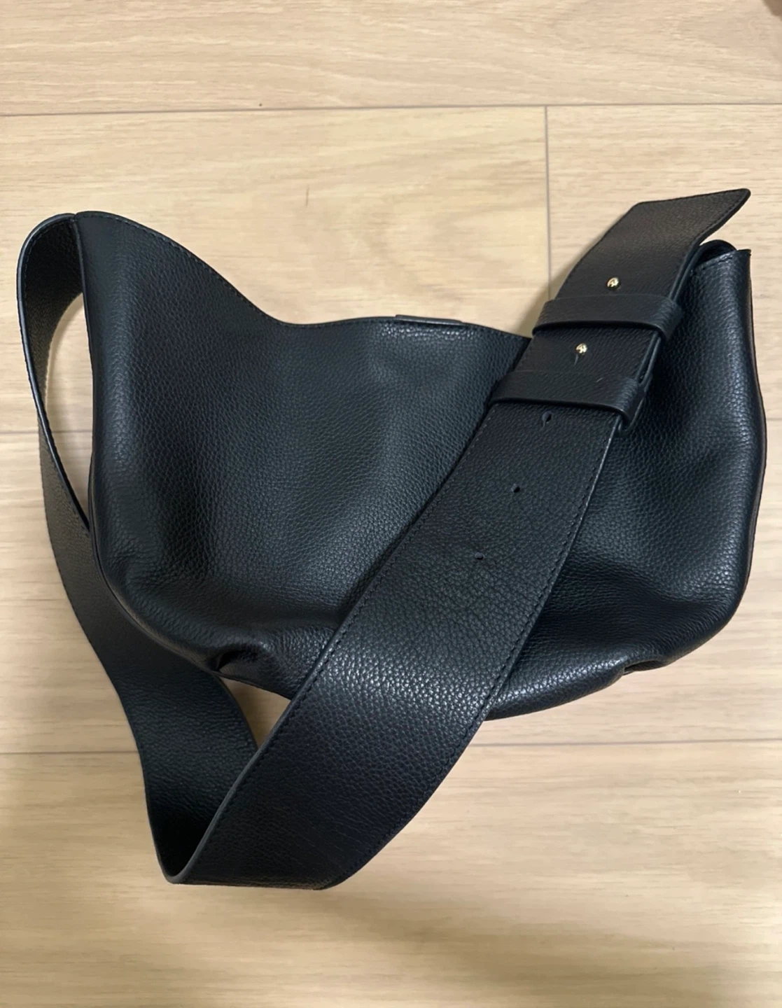 Massimo Dutti Black Leather Shoulder Bag - Black - photo 2