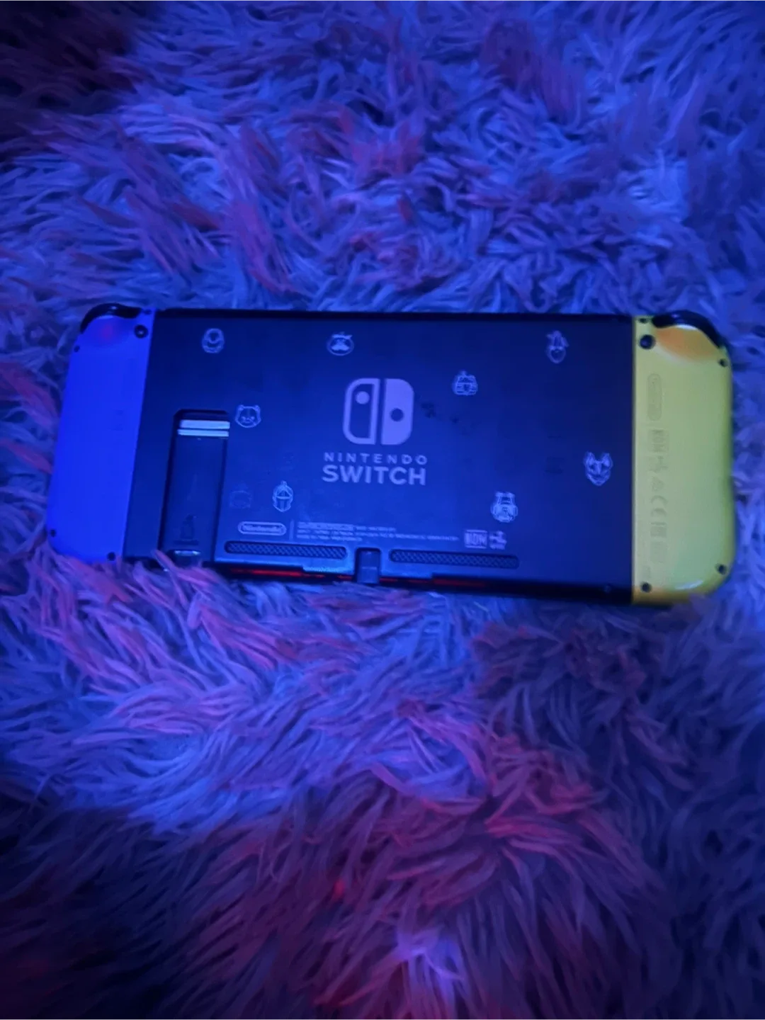 Nintendo Switch Fortnite Edition image indicator(3)