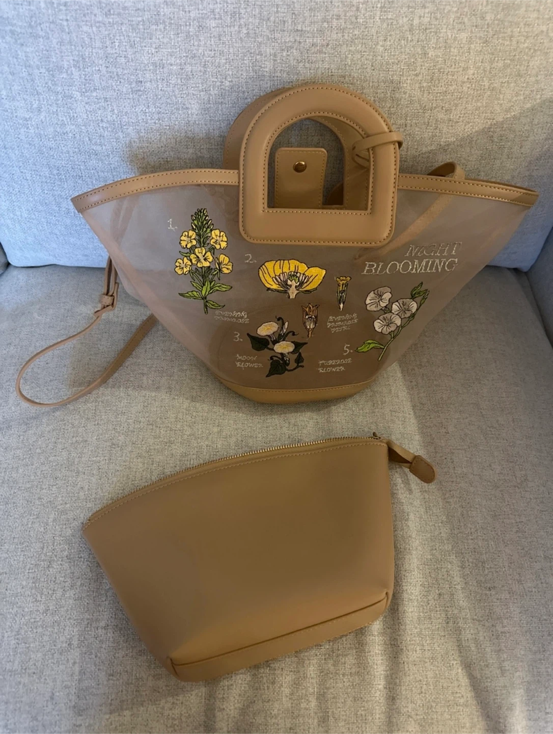 Lyn Around Blooming Bucket Bag - photo 3