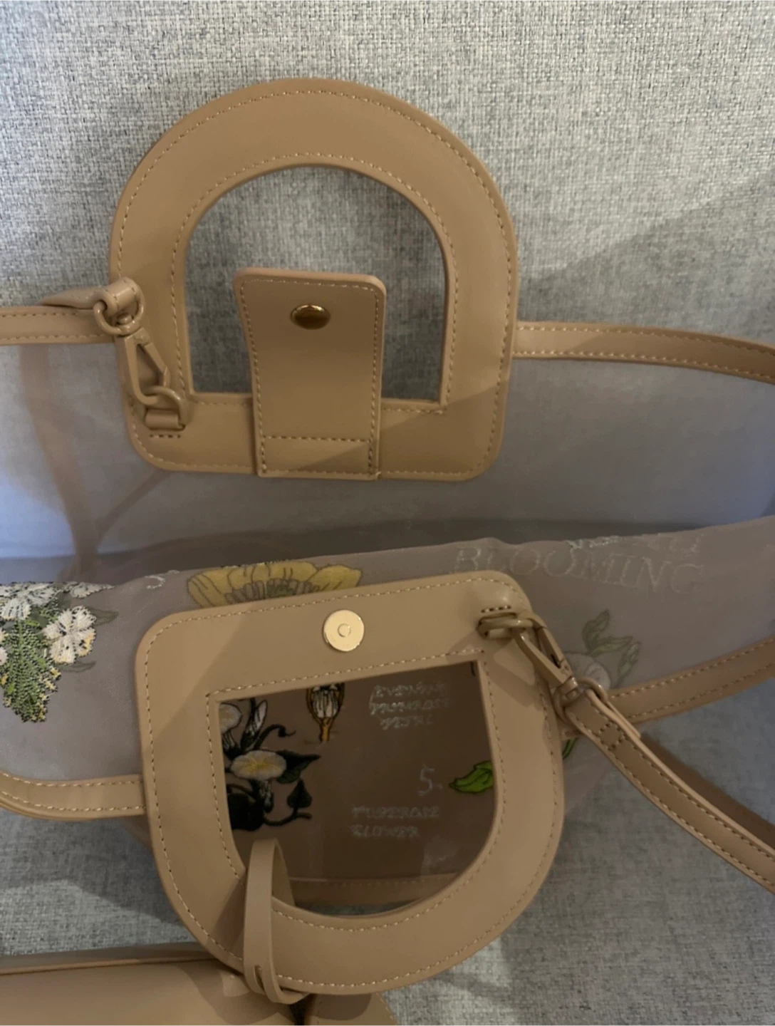 Lyn Around Blooming Bucket Bag - photo 5
