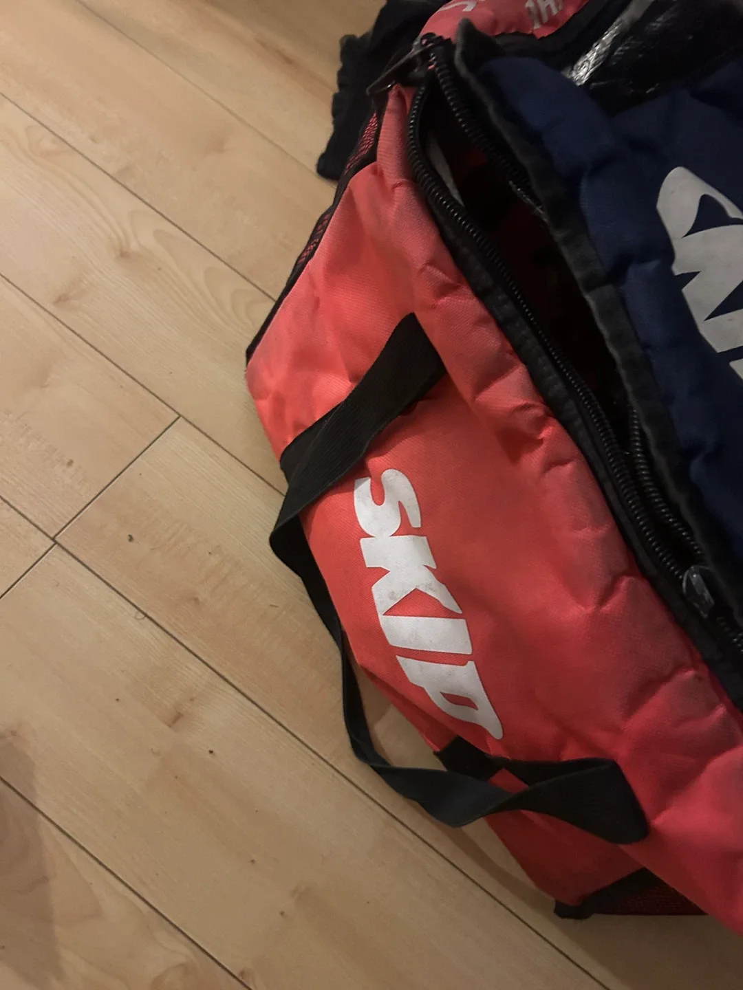 Skip The Dishes Delivery Bag + Bike Lights image indicator(3)