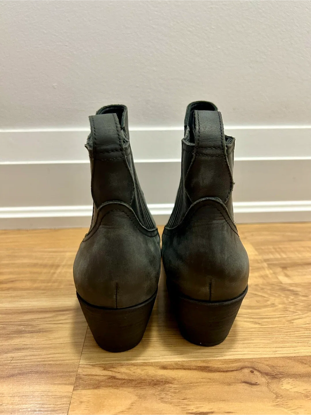 Joie Black Leather Ankle Boots image indicator(3)