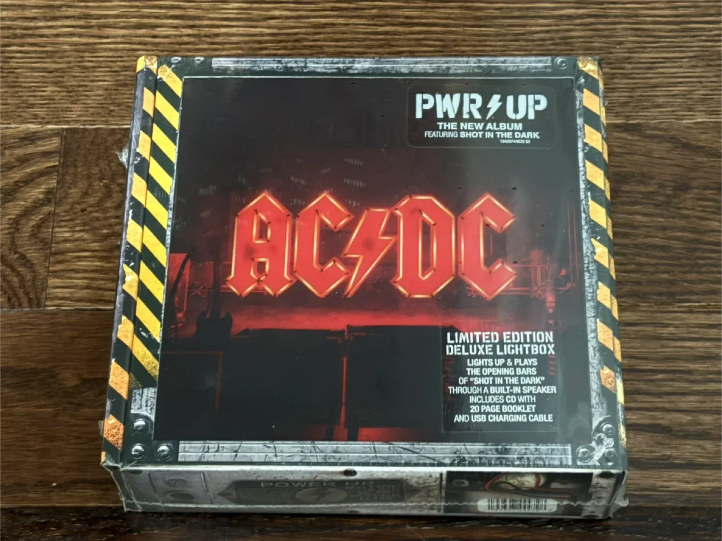 AC/DC PWR/UP Deluxe Lightbox (New)
