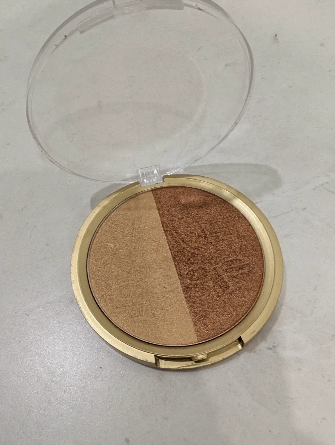 bebe Champagne Pop! Poppin' Highlighter image indicator(2)