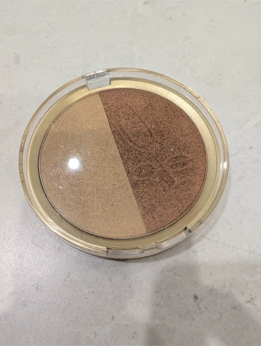 bebe Champagne Pop! Poppin' Highlighter