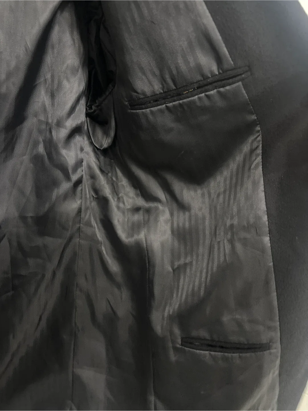 Andrew Fezza Black Blazer- Cashmere- New image indicator(8)