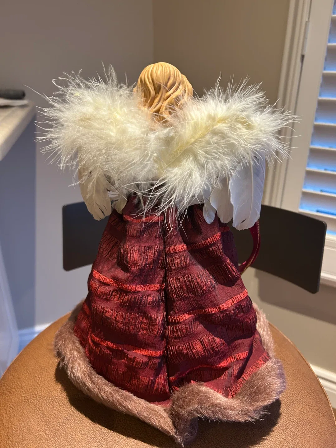 BEAUTIFUL 12” TALL CHRISTMAS ANGEL image indicator(2)