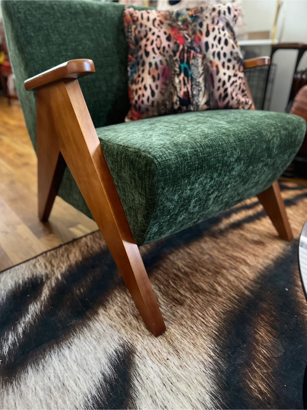 Green Accent Chair Armchair #Cleanout - photo 3