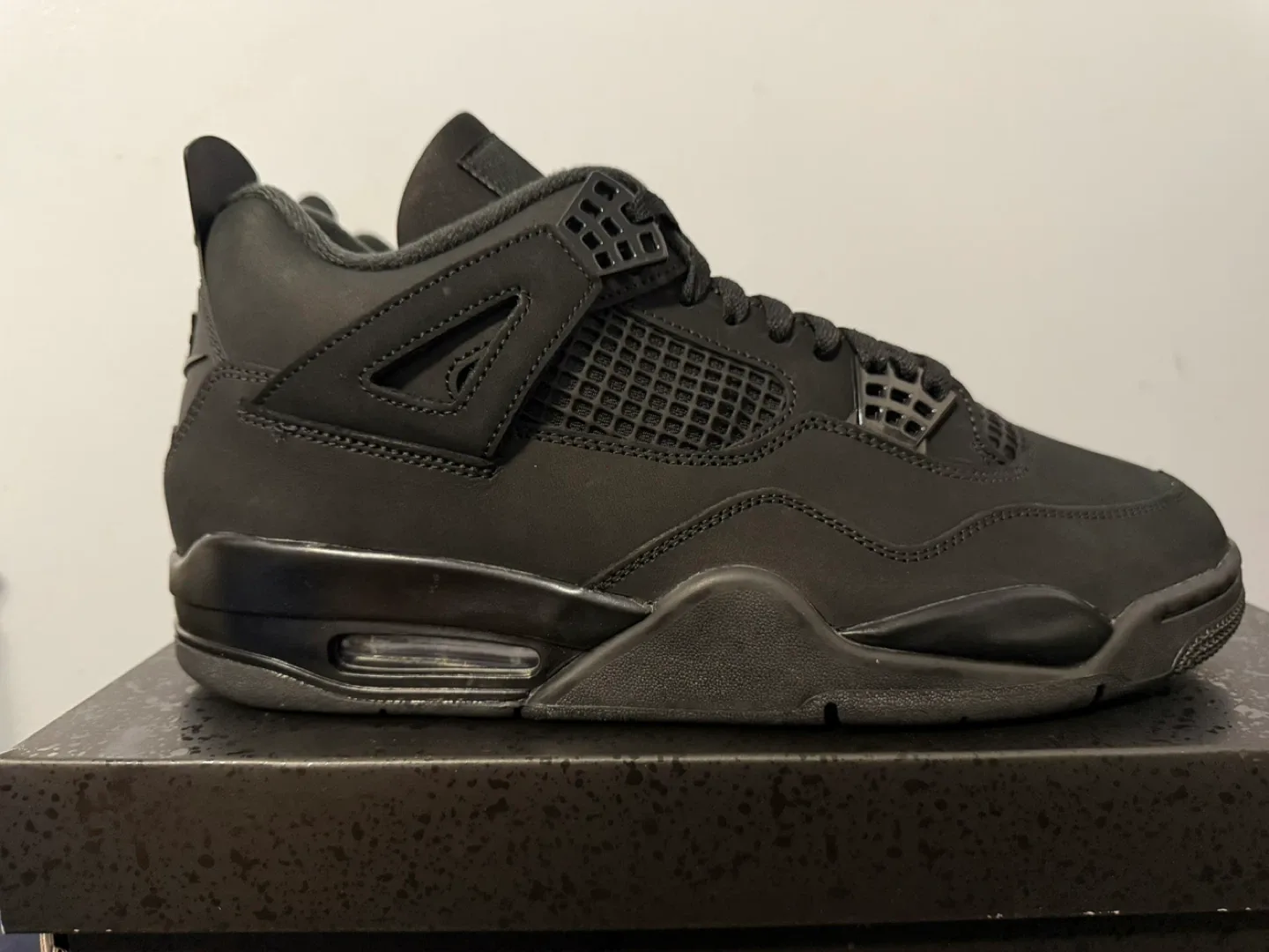 AIR JORDAN 4 RETRO 'BLACK CAT' **Sz 12** $370 FIRM image indicator(4)