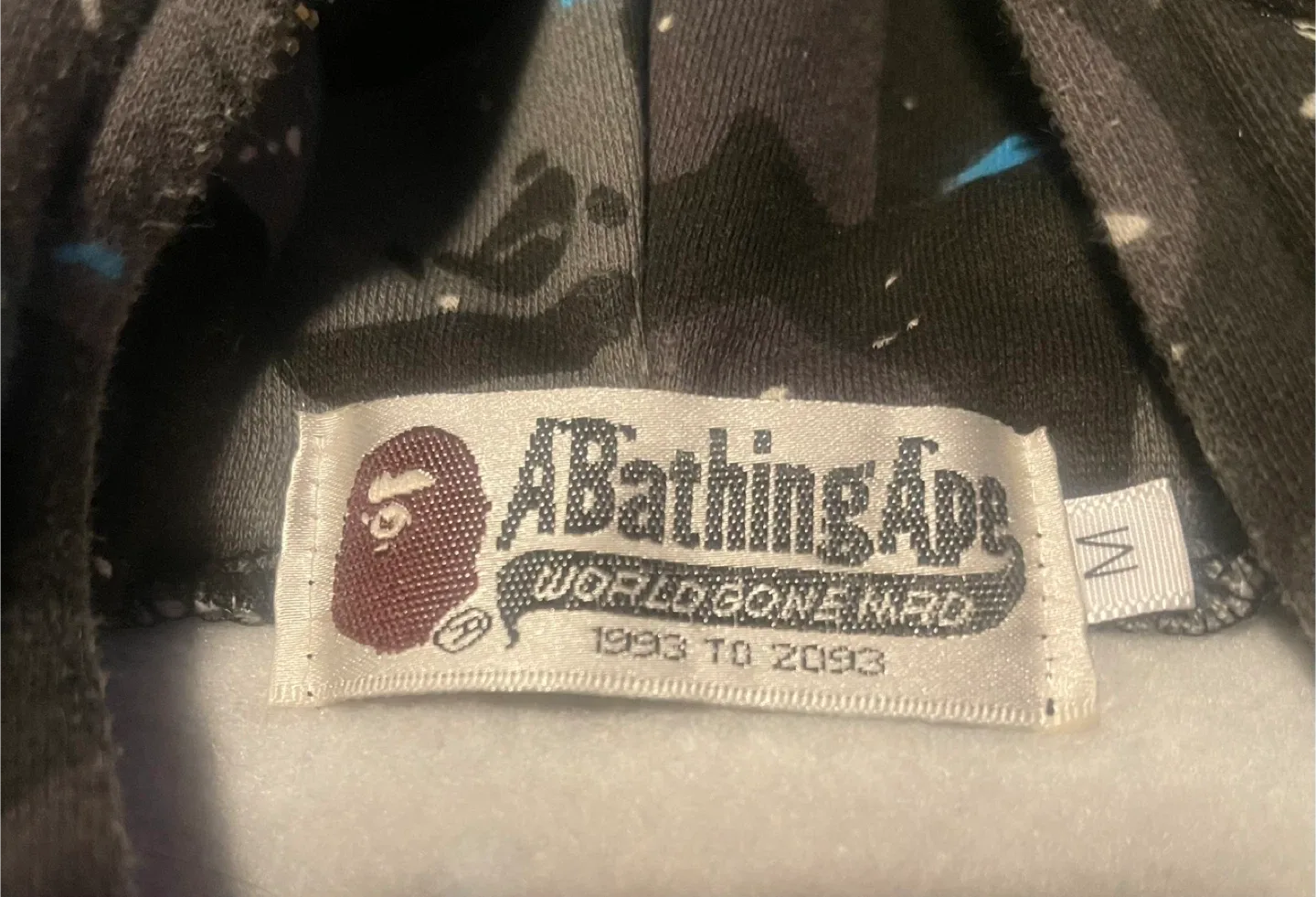 A Bathing Ape (BAPE) Hoodie - Size M image indicator(2)