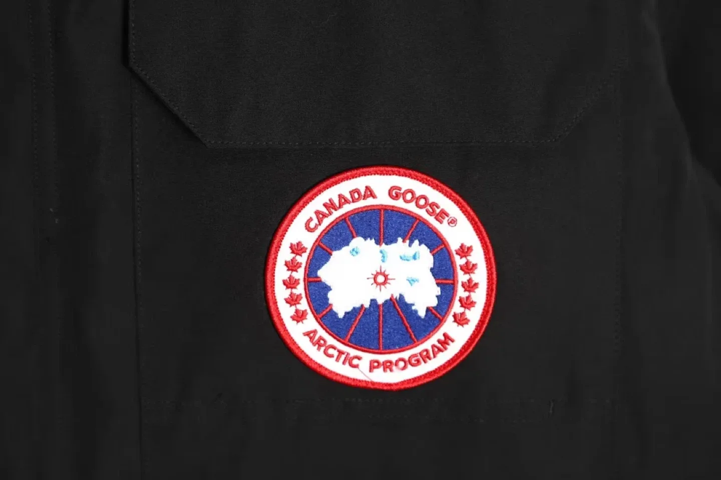 Canada Goose Black Parka image indicator(2)