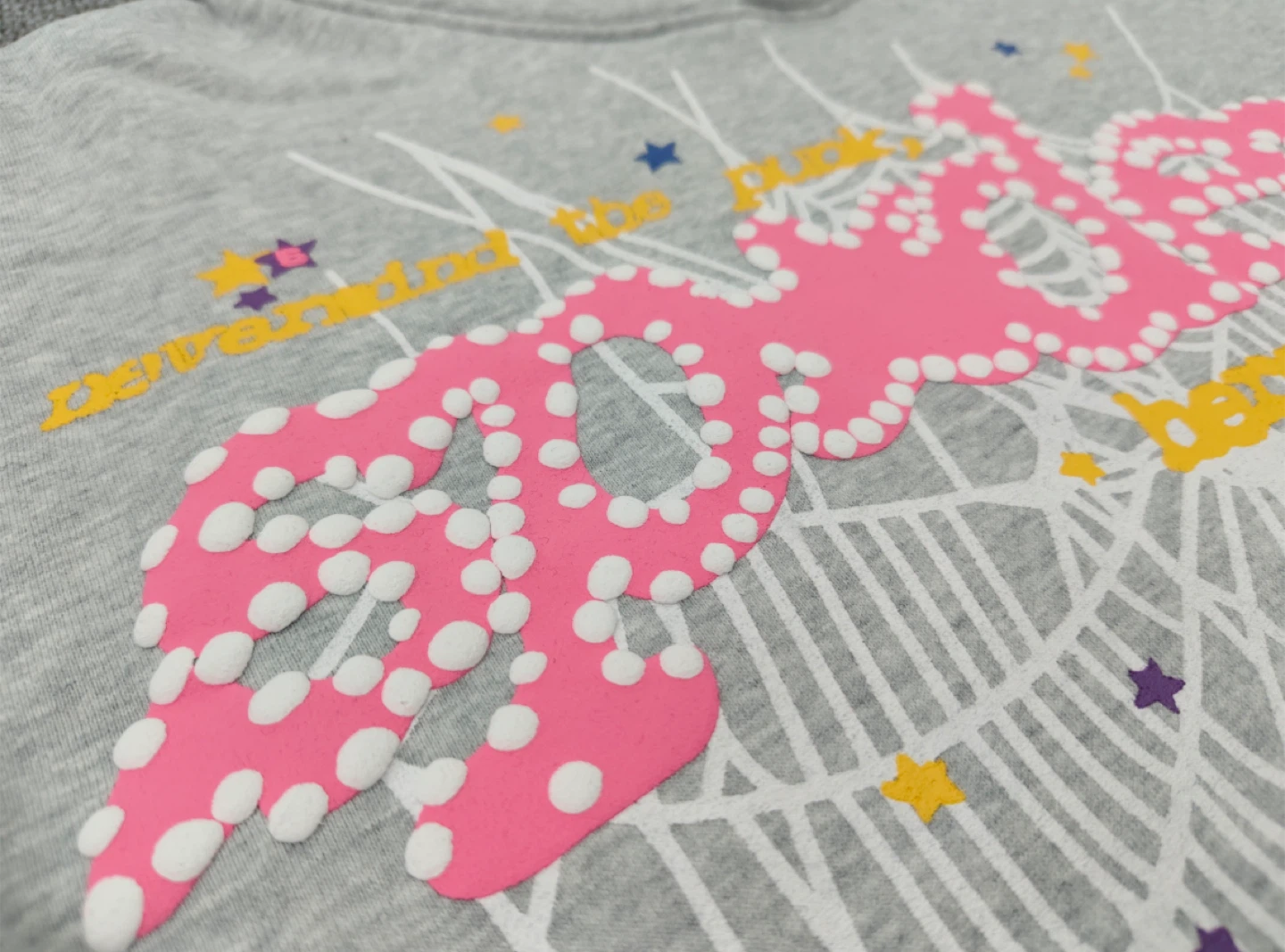 Grey pink Og web Sp5der Hoodie V2 - photo 2