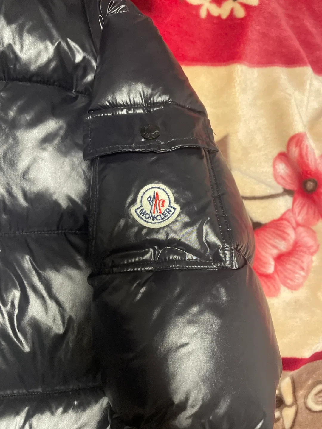 Moncler Black Puffer Jacket Size L image indicator(2)