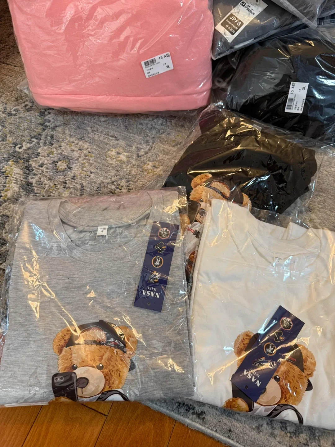 NASA Bear Graphic T-Shirts - XL image indicator(2)