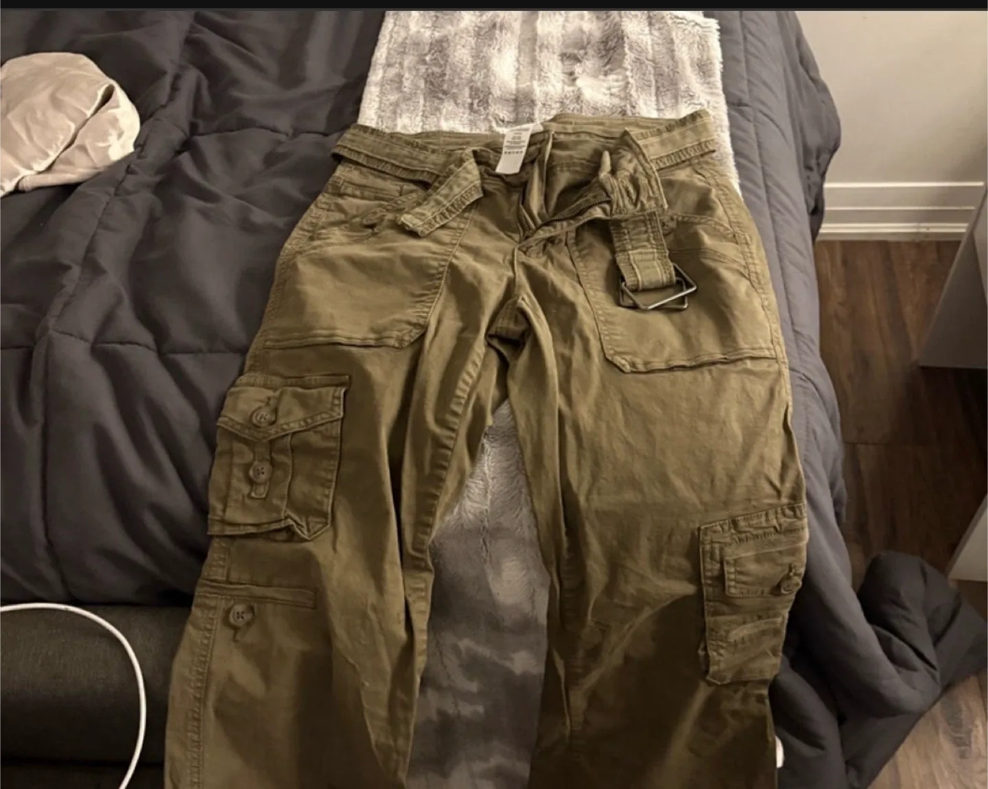 Old Navy Olive Green Cargo Pants - Size 0