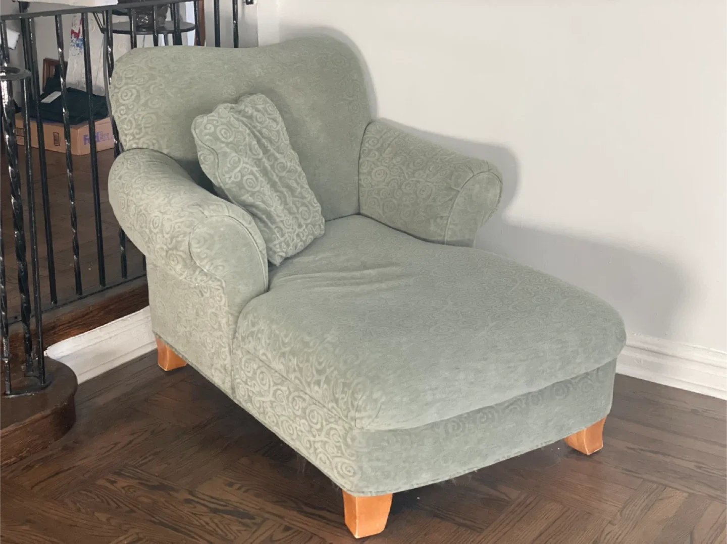 Green Patterned Chaise Lounge Chair image indicator(2)