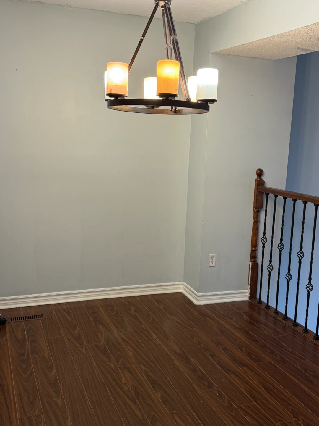 Town House For Rent - photo 4