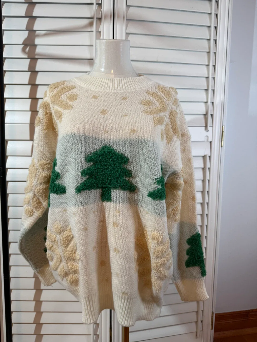 Christmas Tree Sweater - Cream & Green image indicator(2)