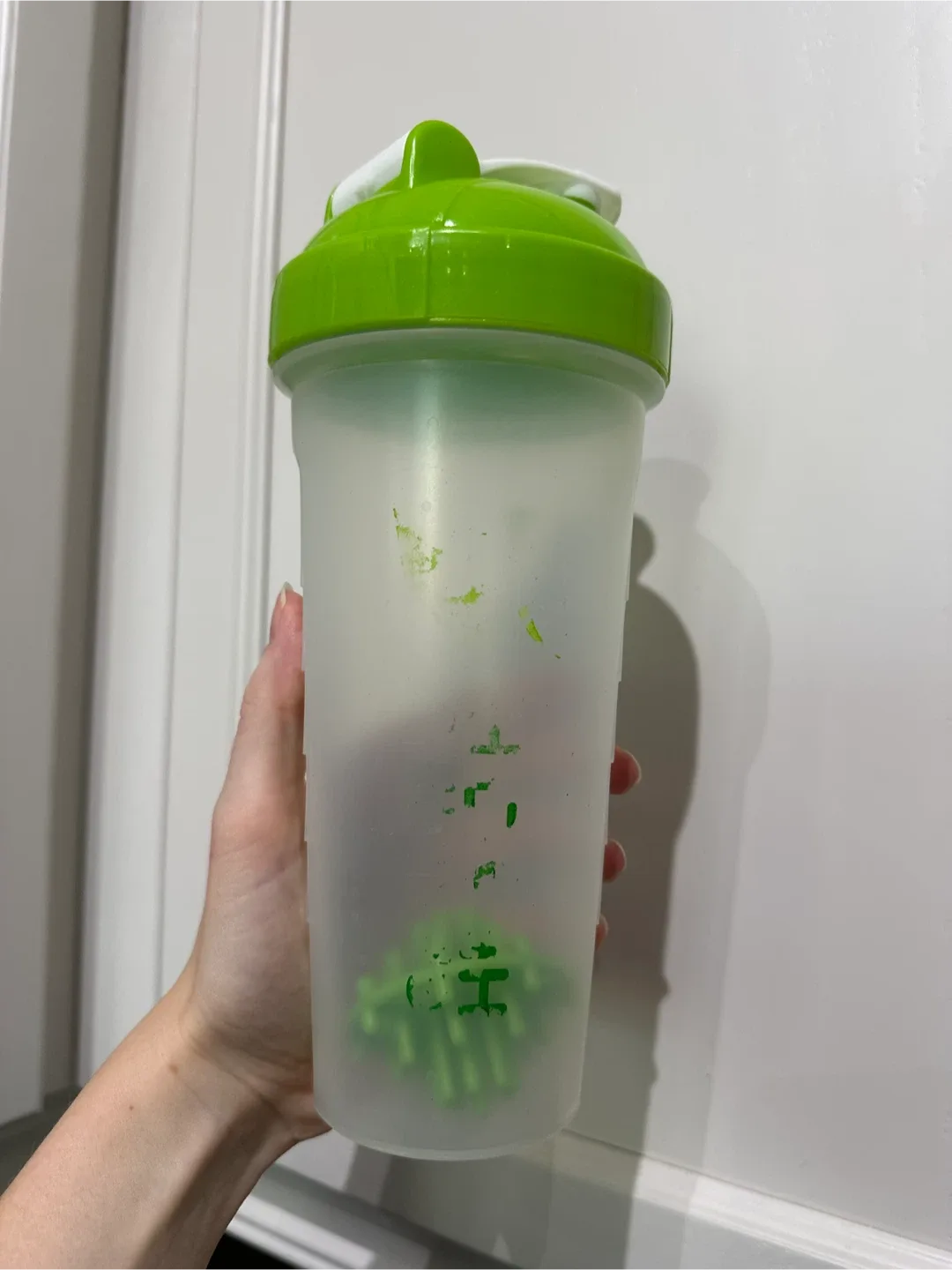 🆓 Shaker Bottle