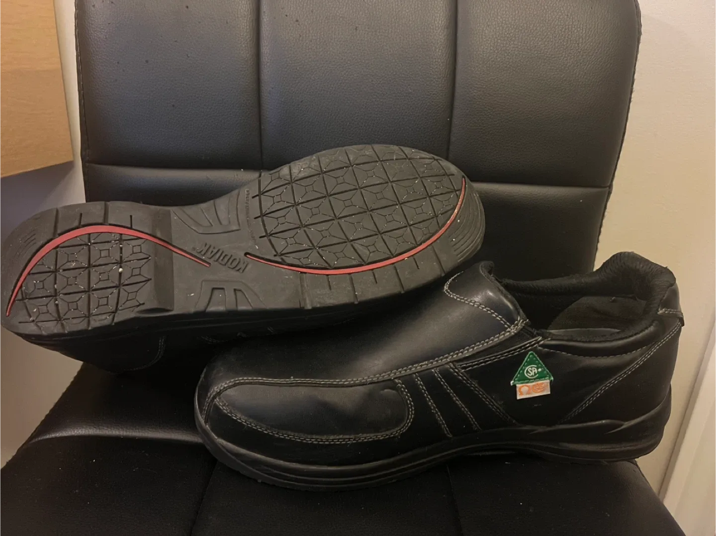 Kodiak CSA Steel Toed  Safety Shoes - Size 12M image indicator(2)