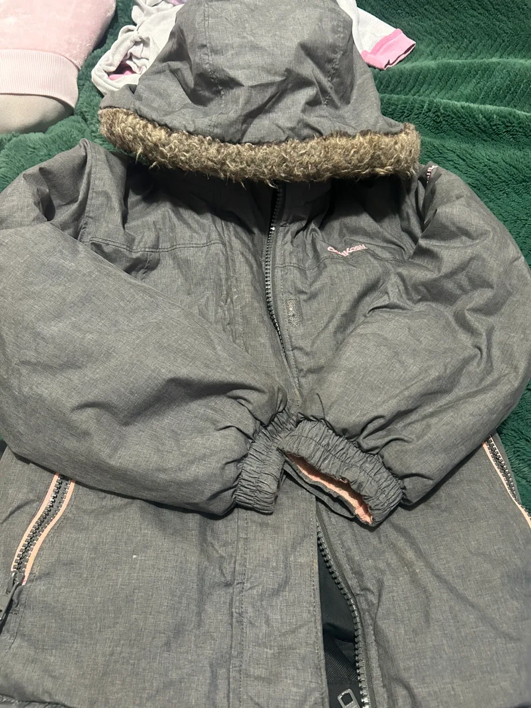 OshKosh B'gosh Snowsuit Set image indicator(2)