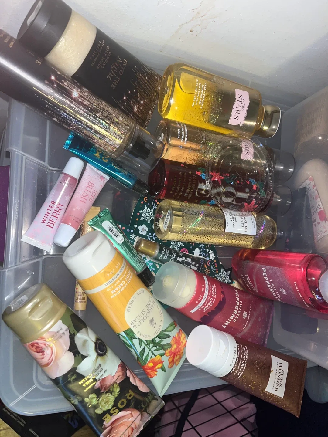 Bath & Body Works Lot: Creams, Scrubs, Mists