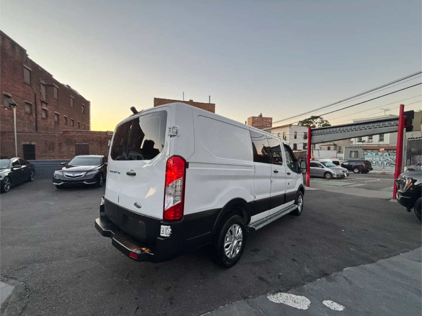 Ford Transit 250 LowRoof 2015 109K miles image indicator(4)