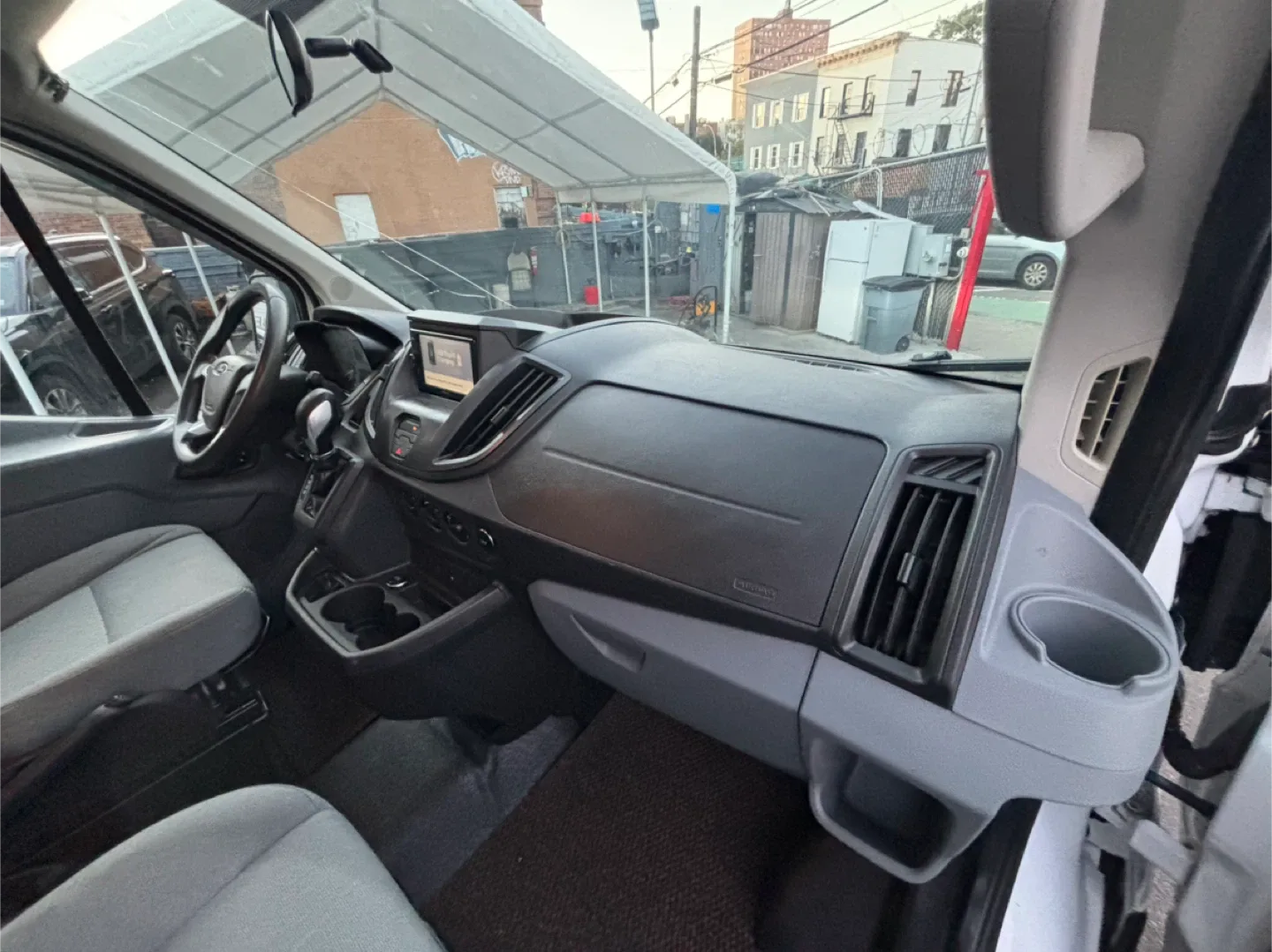 Ford Transit 250 LowRoof 2015 109K miles image indicator(8)