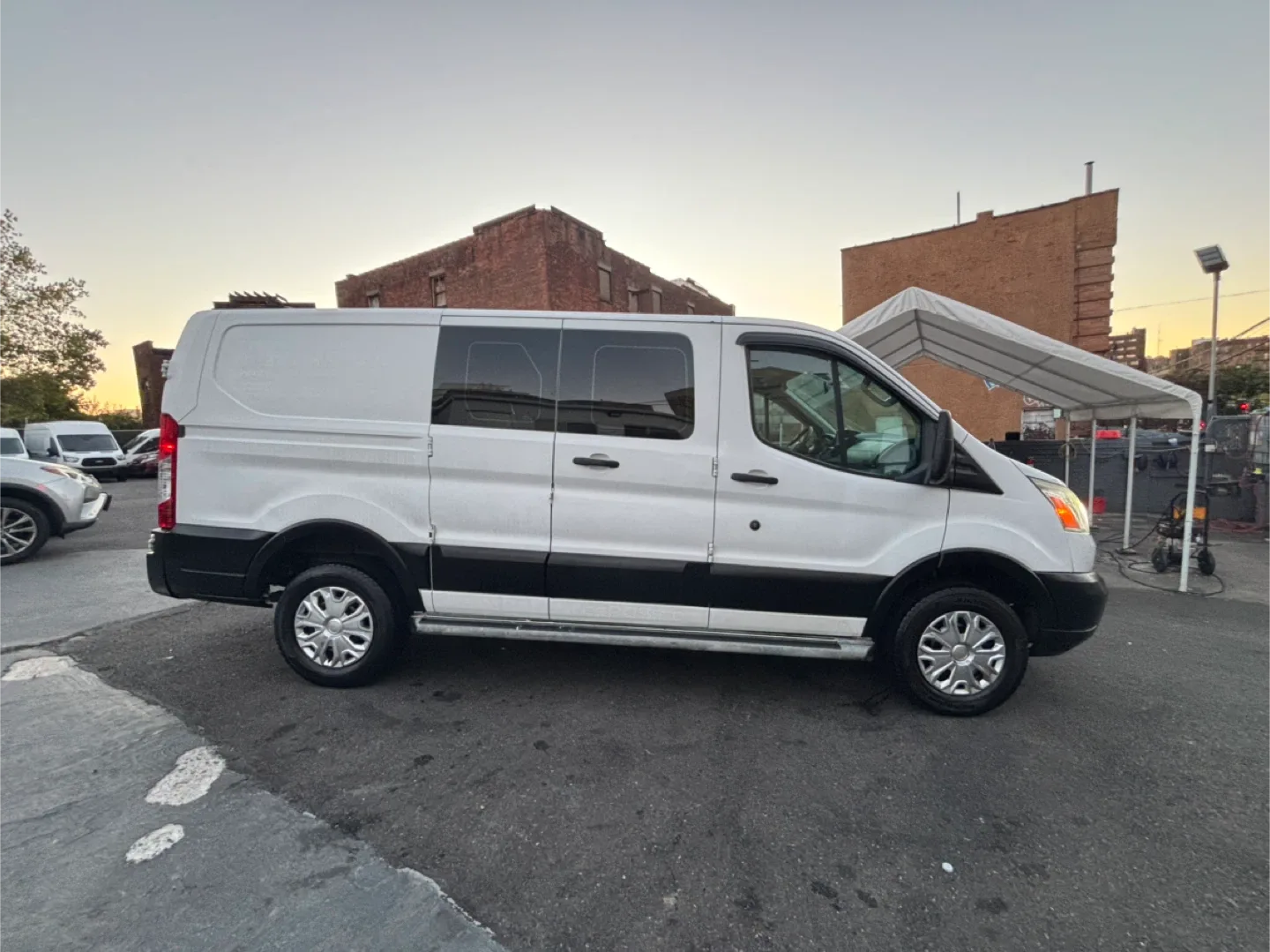 Ford Transit 250 LowRoof 2015 109K miles image indicator(10)