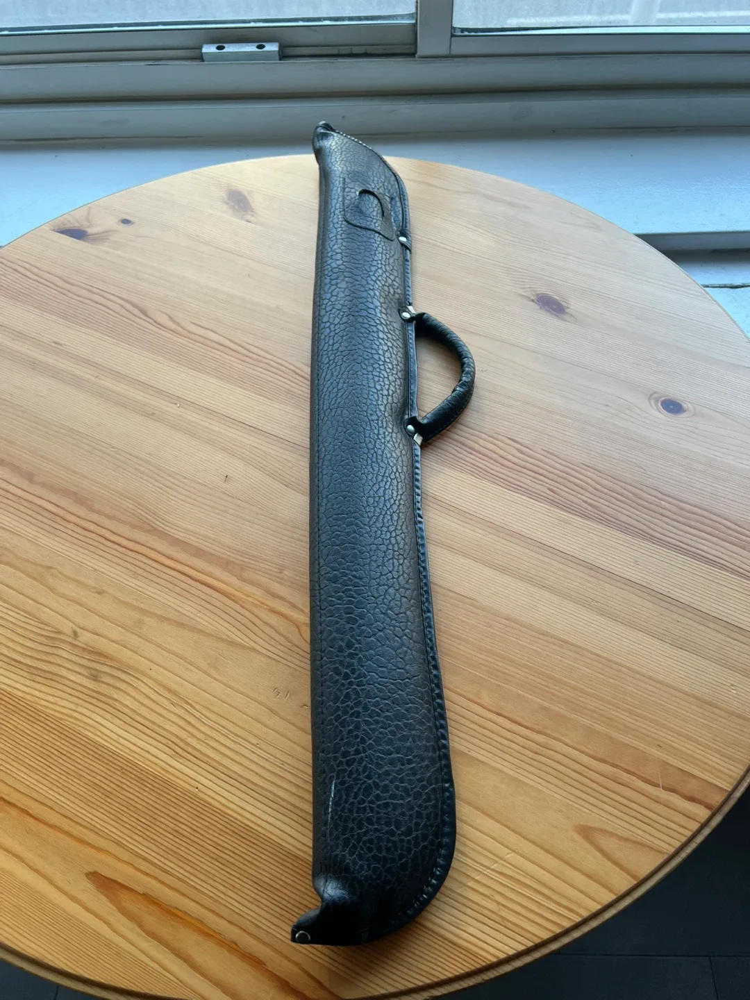 Custom Billiard/Pool Cue Stick with Case - MOVING OUT SALE ✈️✈️ image indicator(8)