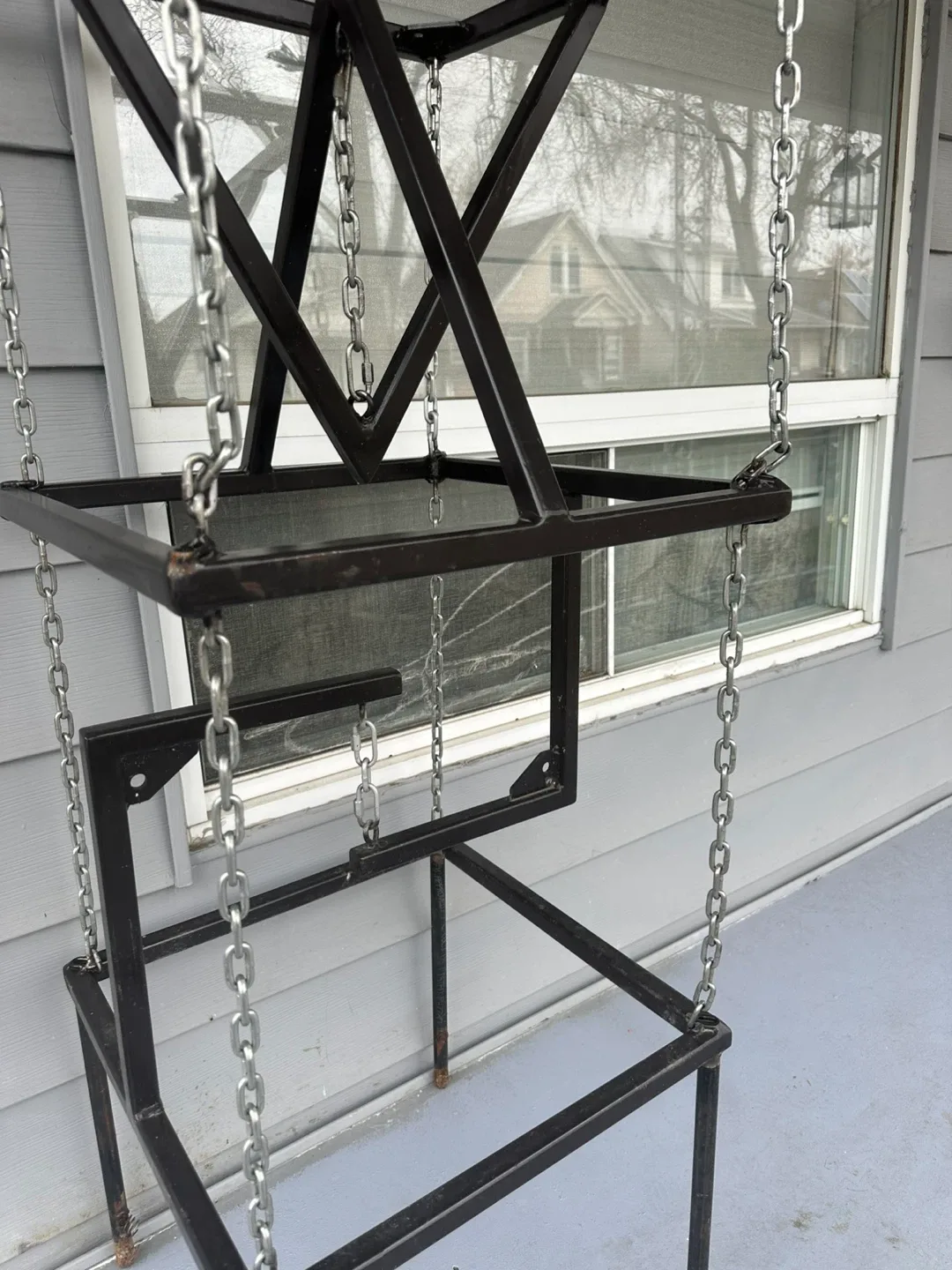 Decorate Metal Geometric Hanging Stand image indicator(5)