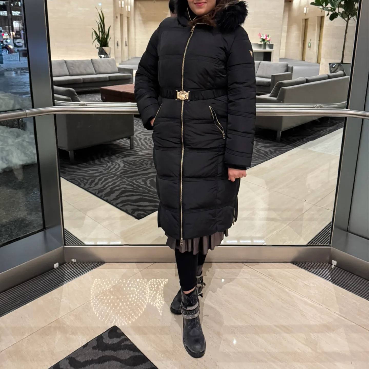 GUESS Women's Belted Faux-Fur-Collar Hooded Puffer Coat image indicator(2)