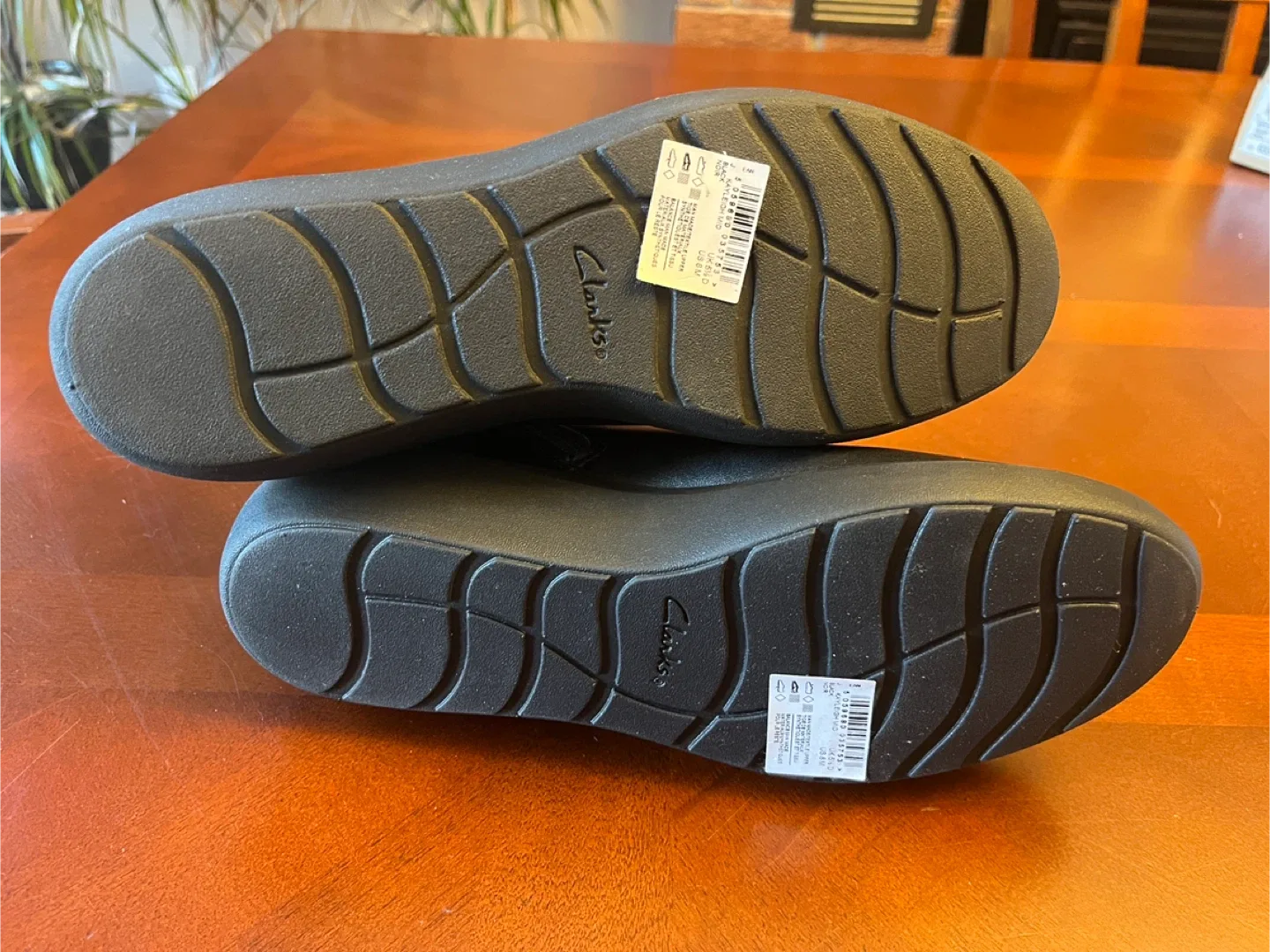 Clarks women’s size 8 black ankle boots, new in box image indicator(6)