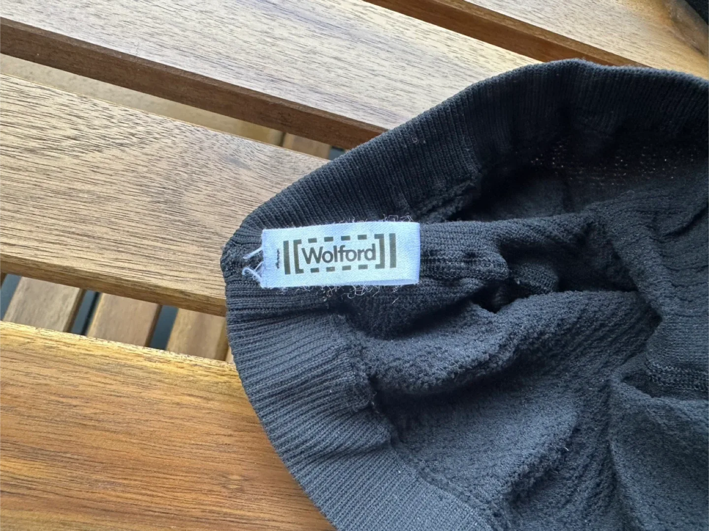 High End Women’s Tights ( Wolford, Max Mara, Falke) image indicator(5)