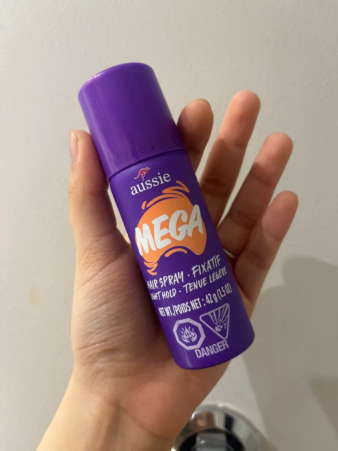 Aussie Mega Hair Spray - 42g