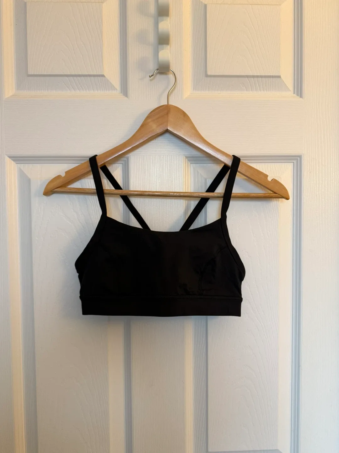 Lululemon Black Sports Bra - Size 6