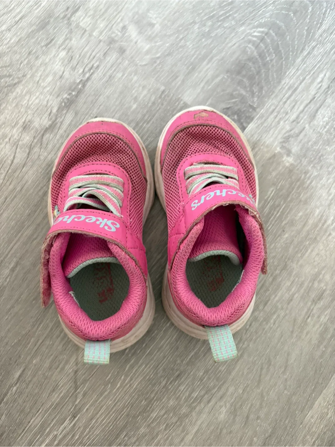 Kids' Shoes: Skechers, Kamik, Size 5 image indicator(2)