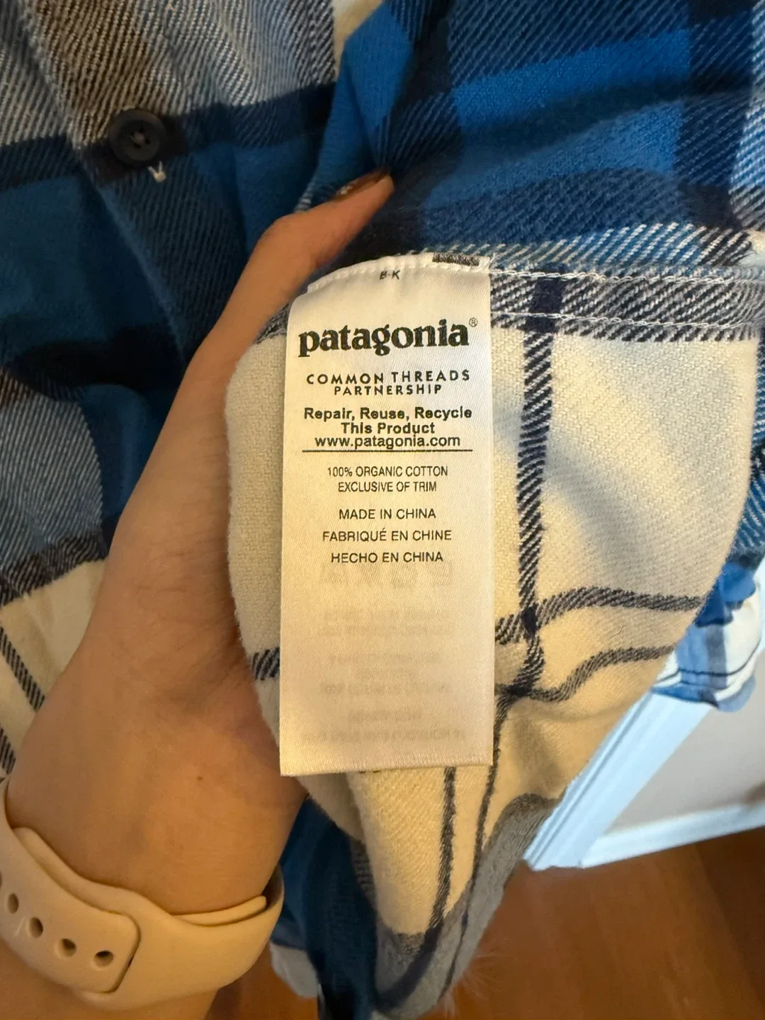 Patagonia Organic Cotton Flannel Shirt - XL image indicator(3)