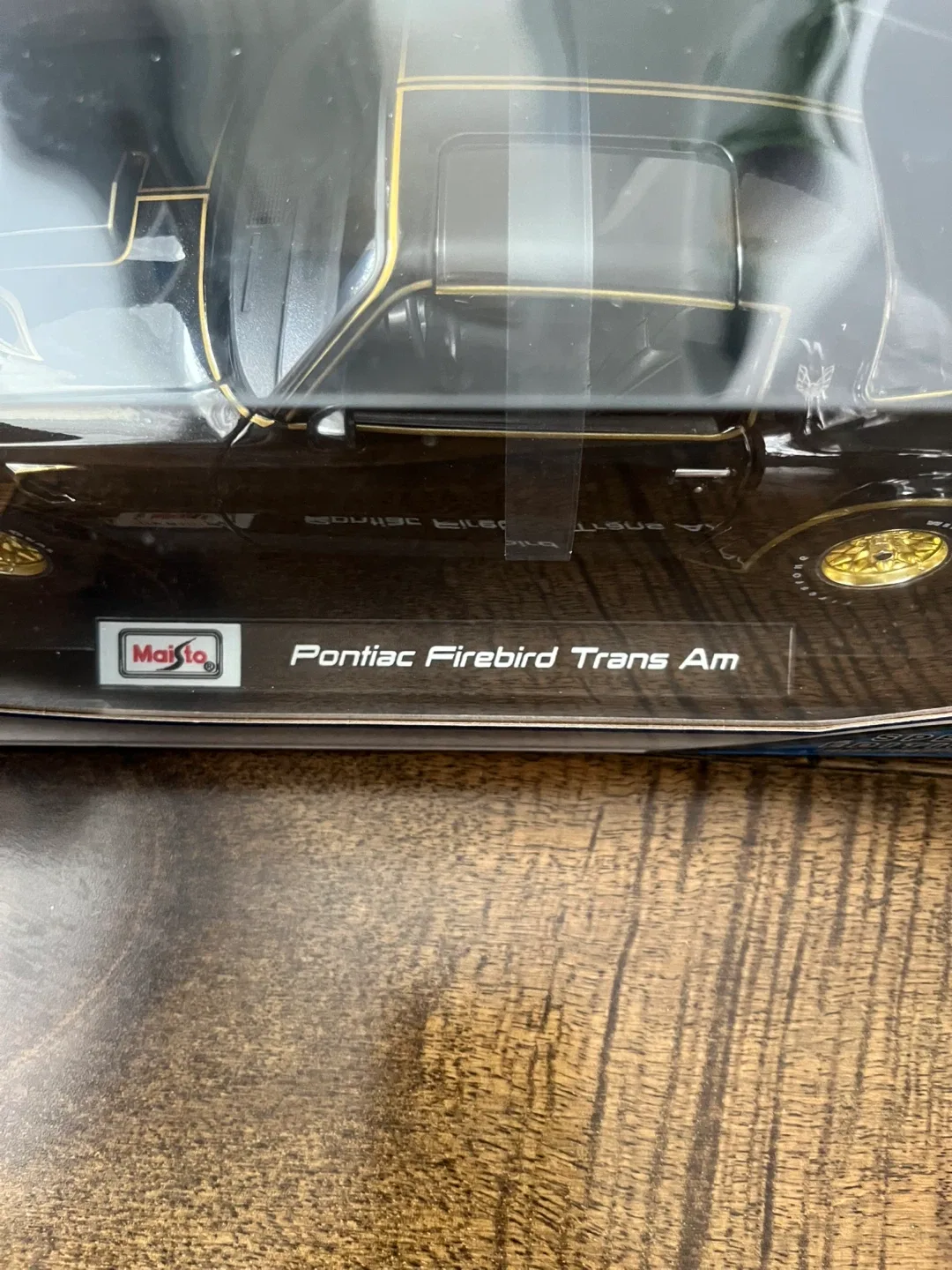 Maisto Pontiac Firebird Trans Am Special Edition image indicator(2)