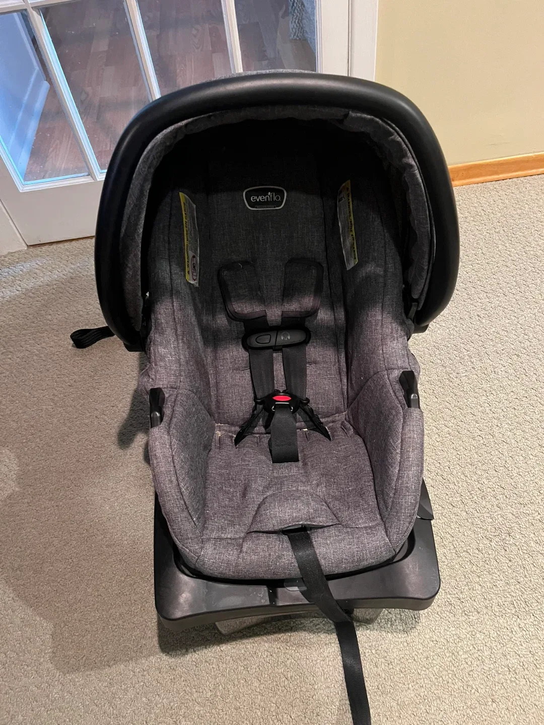 Evenflo LiteMax Sport Infant Car Seat