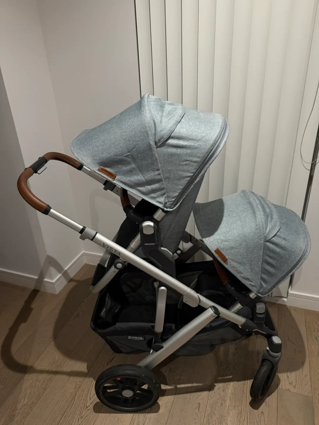 UPPAbaby VISTA V2 Double Stroller with Bassinet & Bag