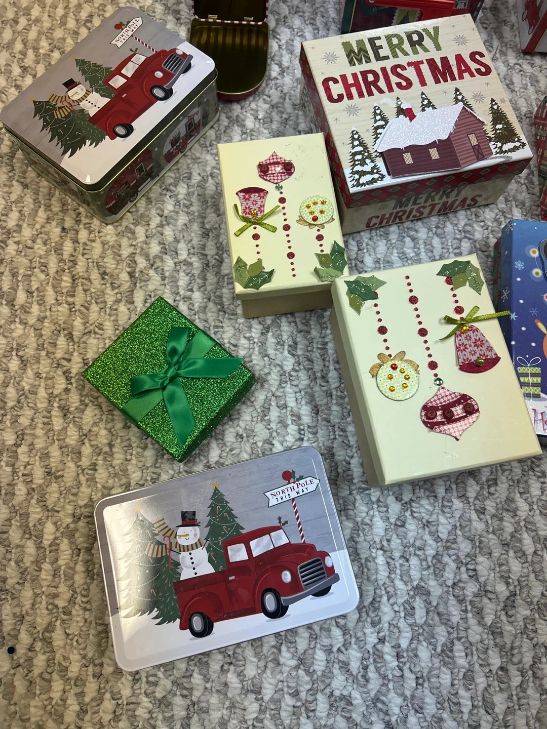Variety of Decorative Christmas Gift Boxes - photo 2