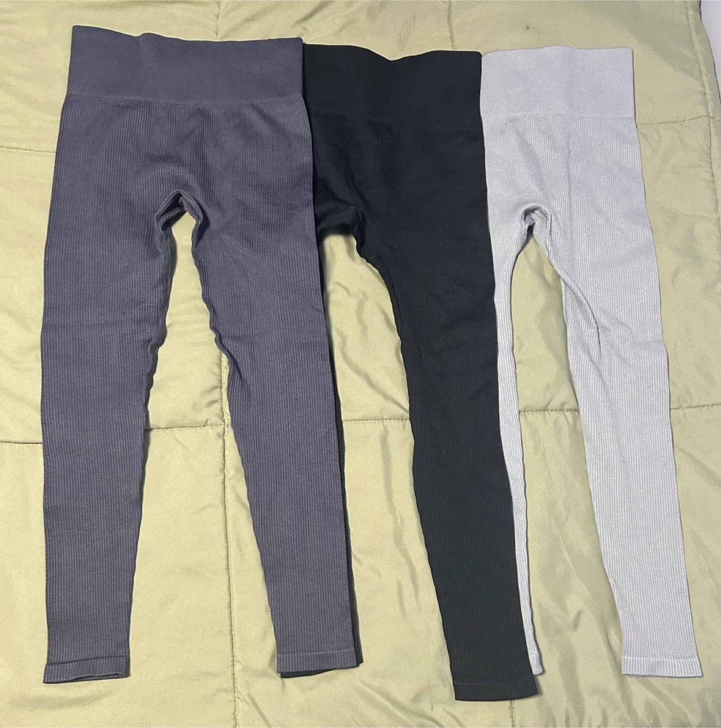 Ribbed Seamless Leggings - Grey, Dark Grey, Black image indicator(4)