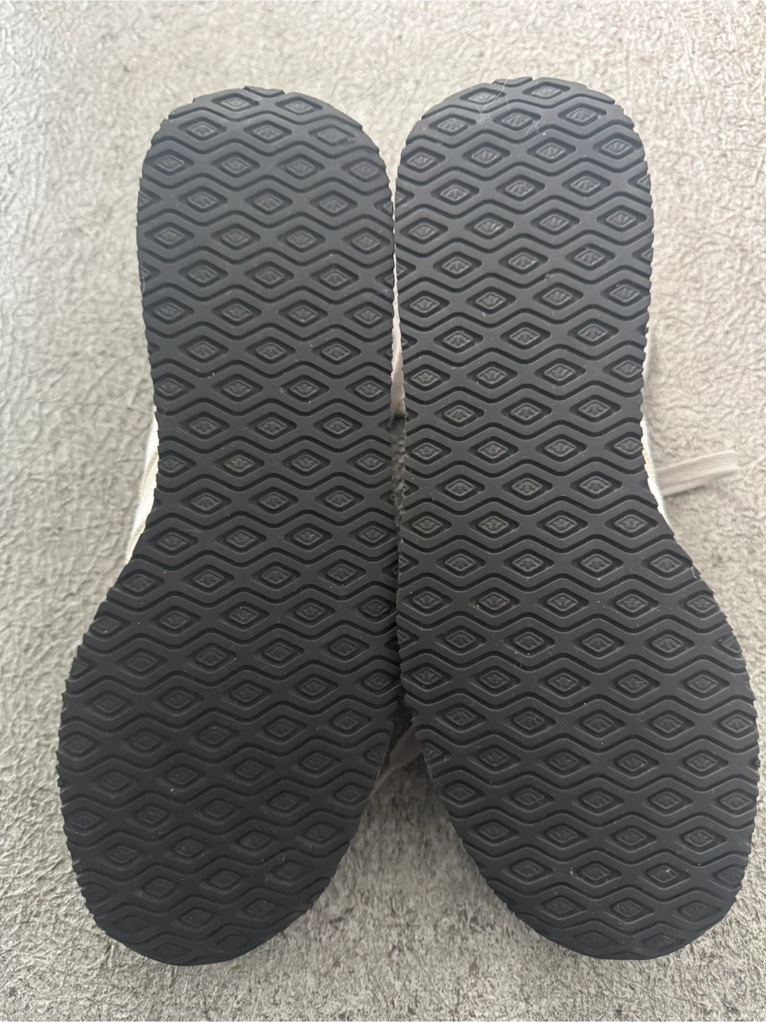 Adidas Forest Hills Sneakers - Size 9 - photo 4